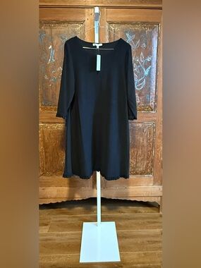 Annalee + Hope Black Long Sleeve Swing Dress